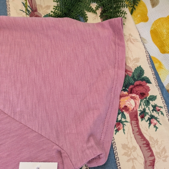 Yoga top - Picture 4 of 7